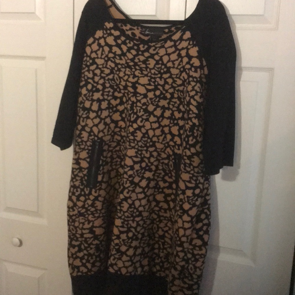 Sweaterdress with Zip Pockets
